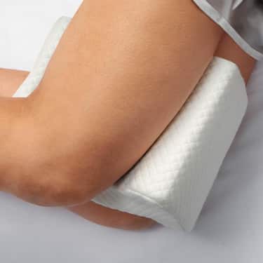 Coussin pour genoux ergonomique pour dormeurs latéraux 24 x 20 x 15 cm avec housse Cooling Effect