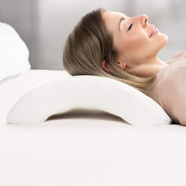 Coussin pour bras pour dormeur latéral 26 x 30 x 12 cm avec housse Cooling Effect