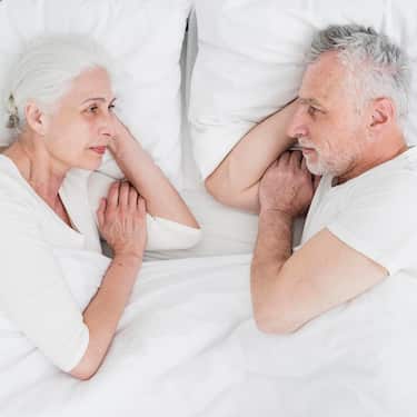 Matelas ergonomique 90x200 cm 7 zones Supportho Premium, hauteur 18 cm, degré de fermeté H2/H3 + surmatelas / surmatelas 90 x 200 cm