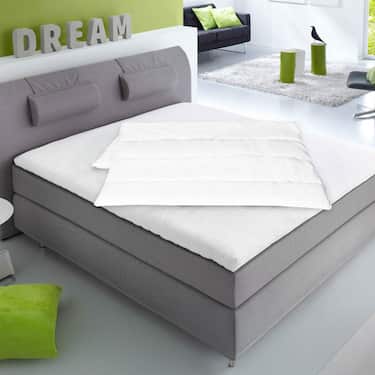4 x 155 x 220 cm couette microfibre toute l'année, poids de remplissage : env. 900 g, extra légère