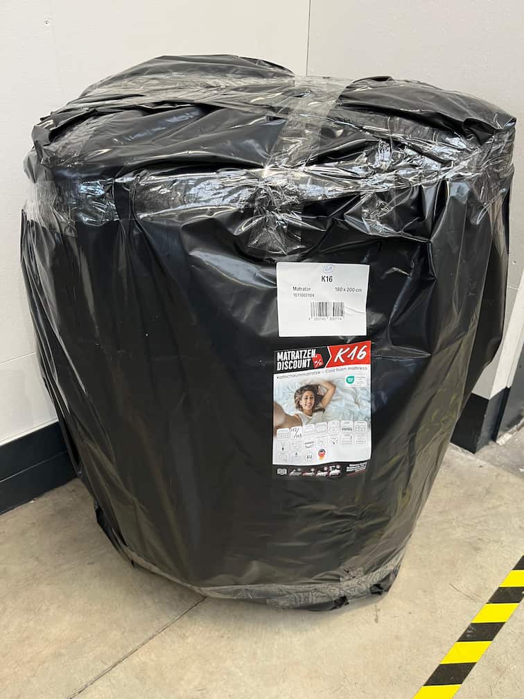 Retour en ligne du matelas en mousse à froid K16 / 180 x 200 cm / H2 + H3 / hauteur 16 cm