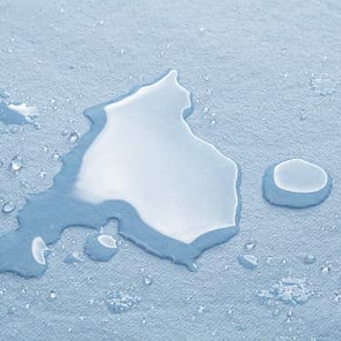 "Sleezzz Vital" vandeniui atsparus, sugeriantis vilnonis čiužinio užvalkalas, 75 x 90 cm, skirtas čiužiniui apsaugoti, 4 vnt.